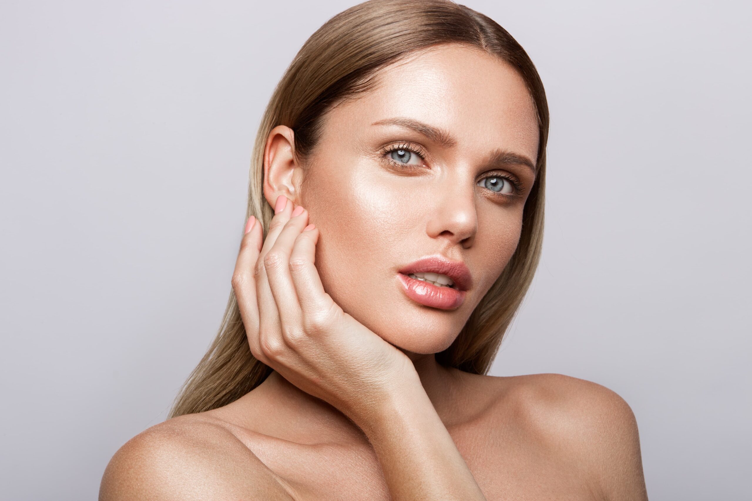 Microdermabrasion: Für wen ist die Behandlung geeignet und was bewirkt sie?
